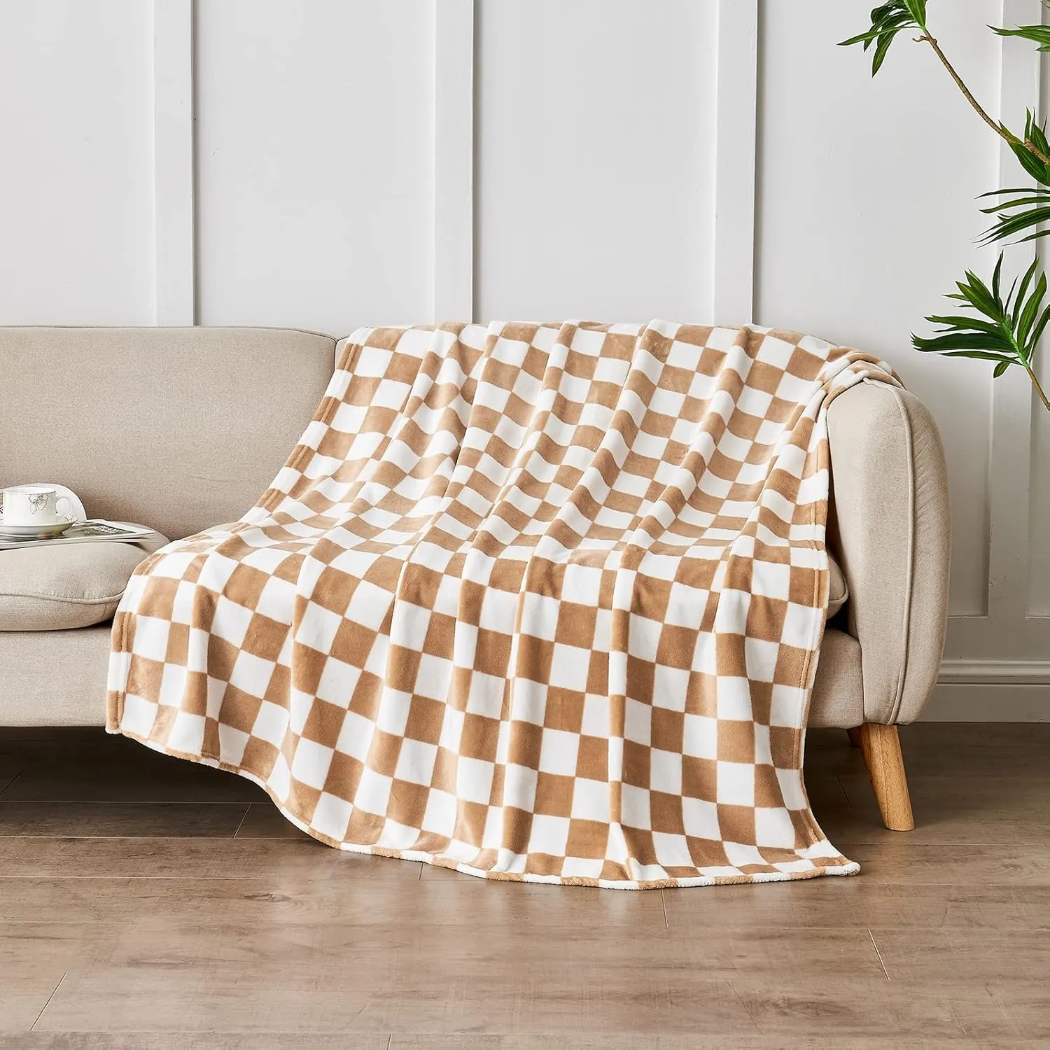 Checkered Blanket Flannel Throw Blankets Soft Cozy Checkered Grid Print Chessboard Gingham Pattern Throws for Bed Sofa Couch for All Seasons, 50x60 Inch, Blonde