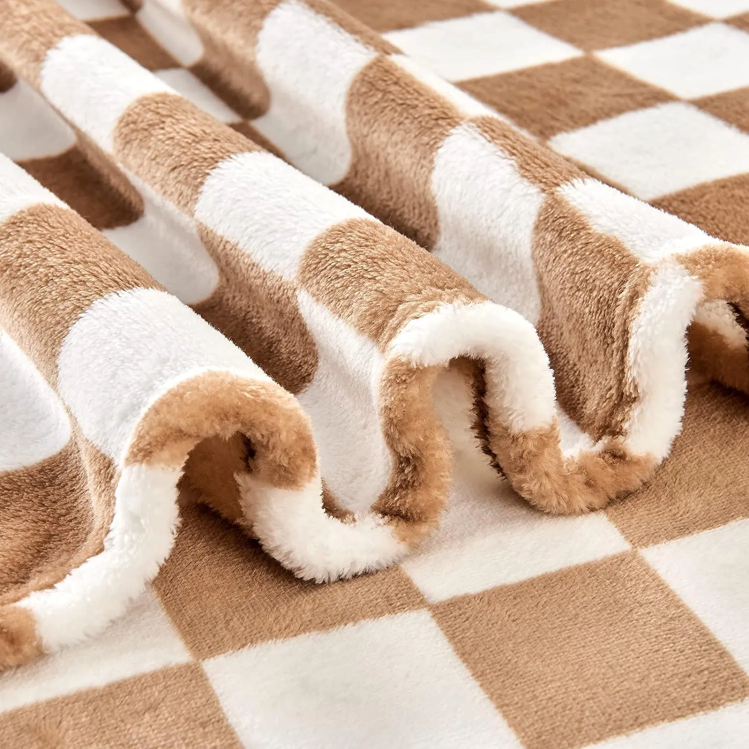 Checkered Blanket Flannel Throw Blankets Soft Cozy Checkered Grid Print Chessboard Gingham Pattern Throws for Bed Sofa Couch for All Seasons, 50x60 Inch, Blonde