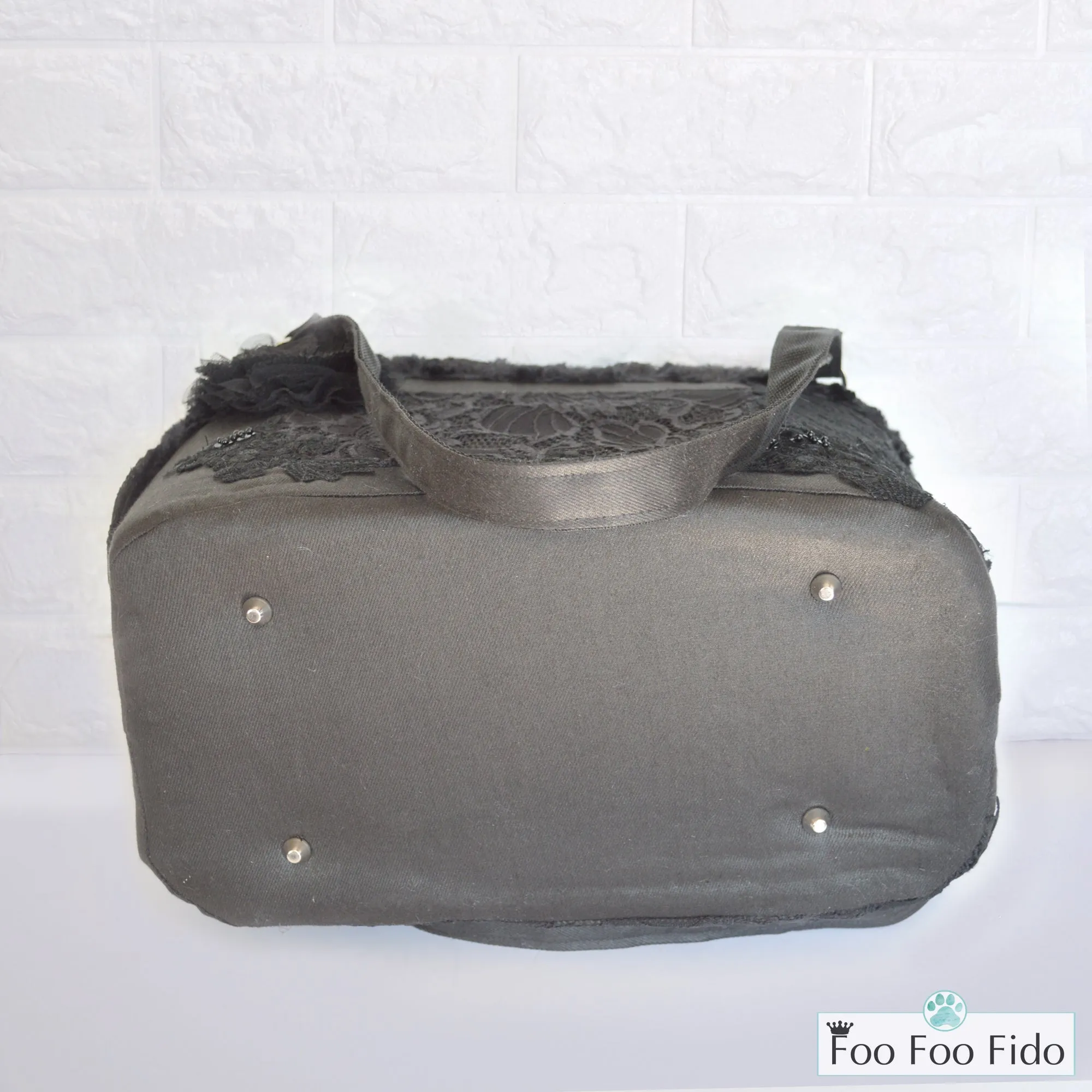 Hideaway Air Travel Pet Carrier Purse in Black