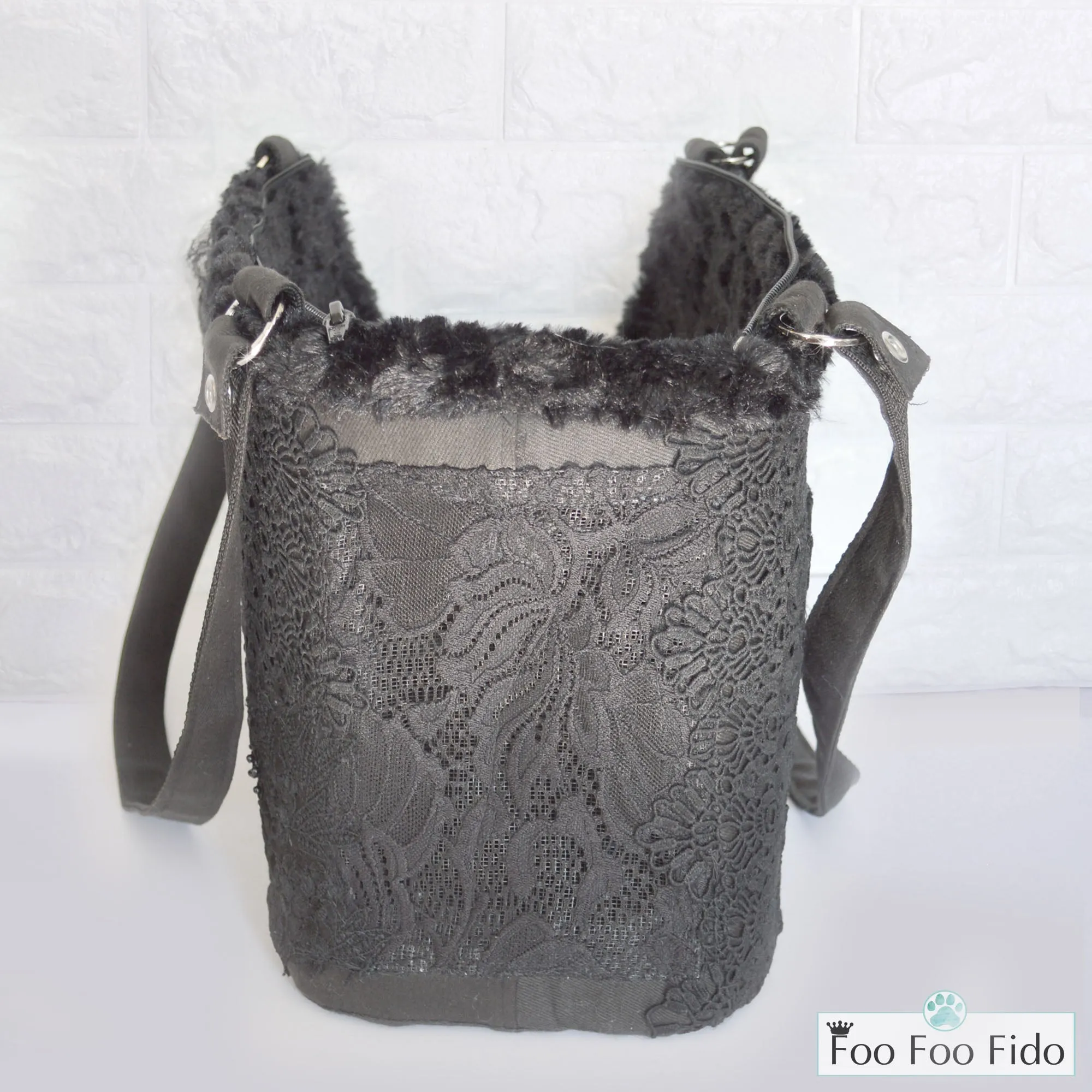 Hideaway Air Travel Pet Carrier Purse in Black